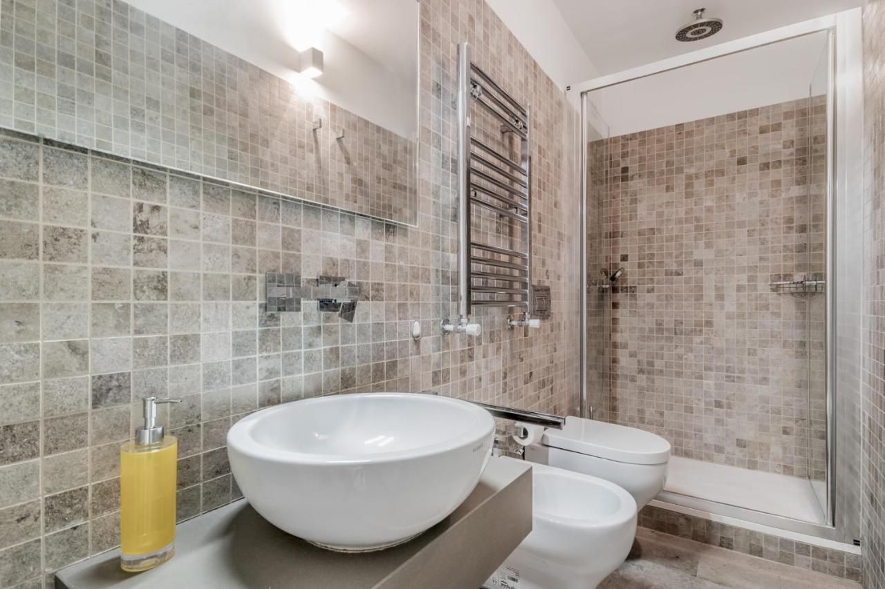 Th Trastevere Luxury-S.Cosimato 2Bd-2Bt Rom Exterior foto
